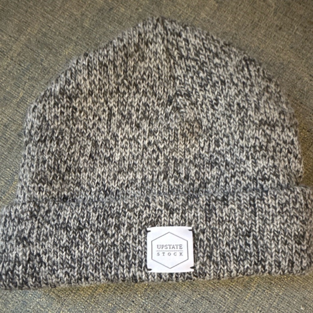 Men's Marled Gray Knit Beanie